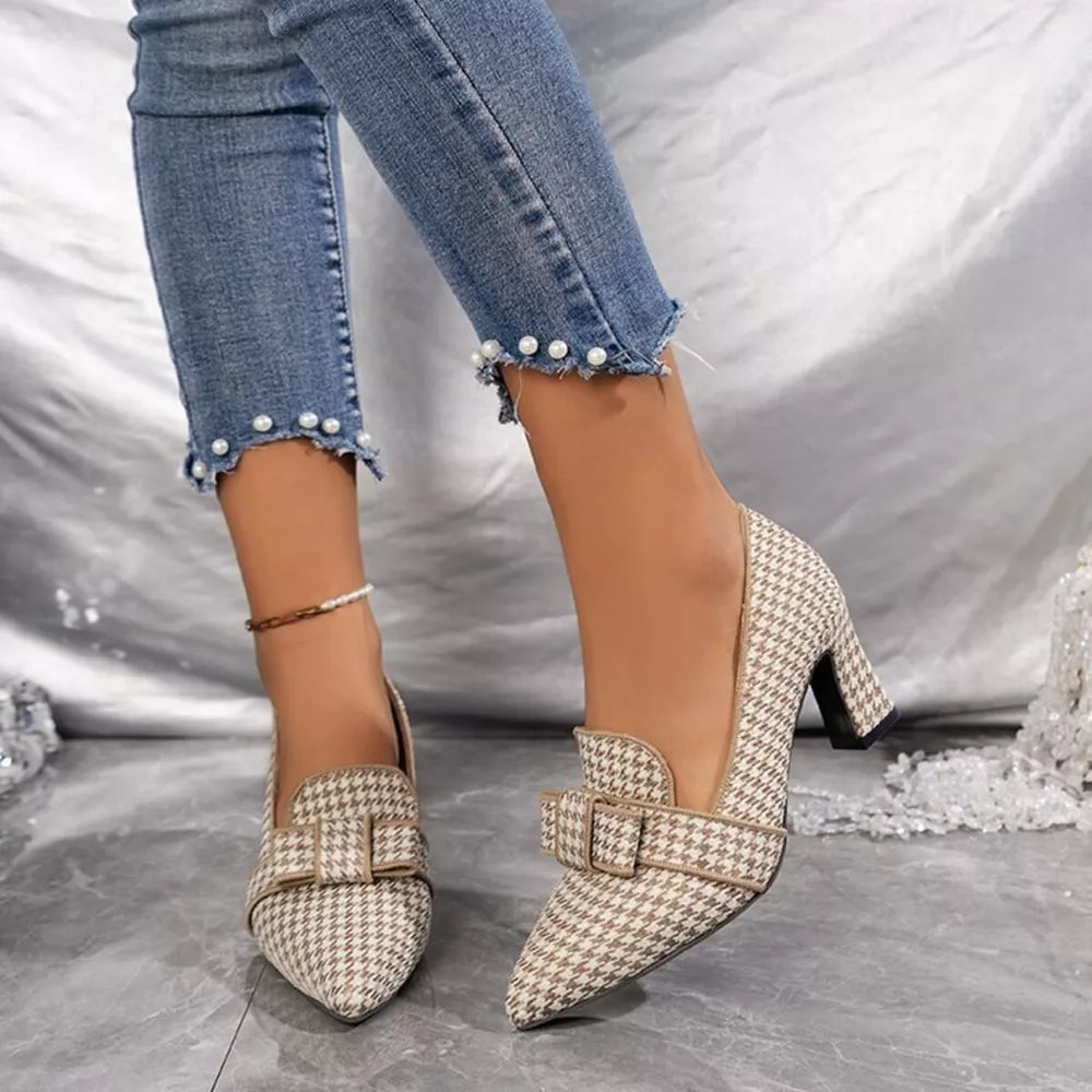 Point Toe Block Heel Pumps, model styling view