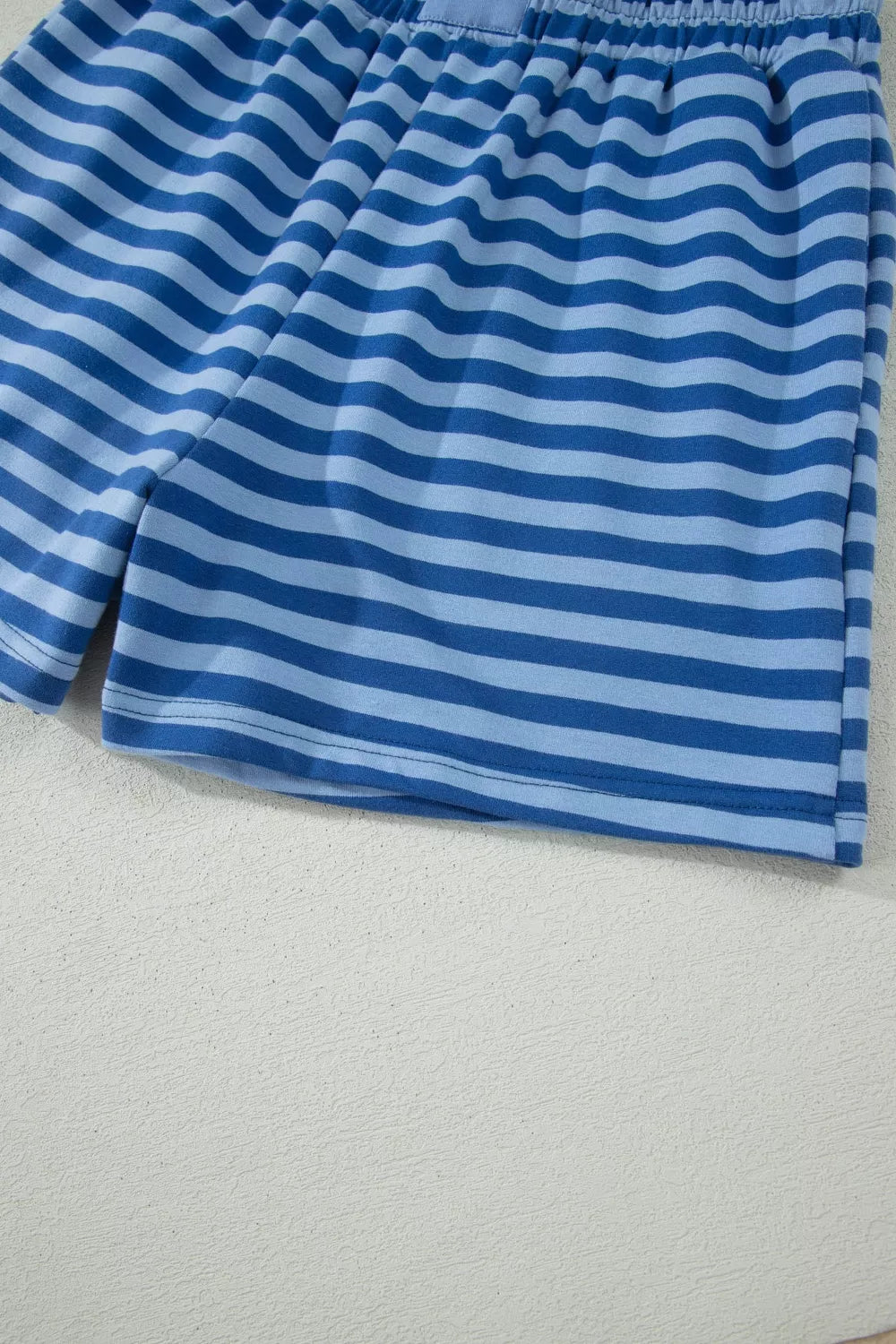 Relaxed blue striped cotton two-piece set shorts with elastic waistband