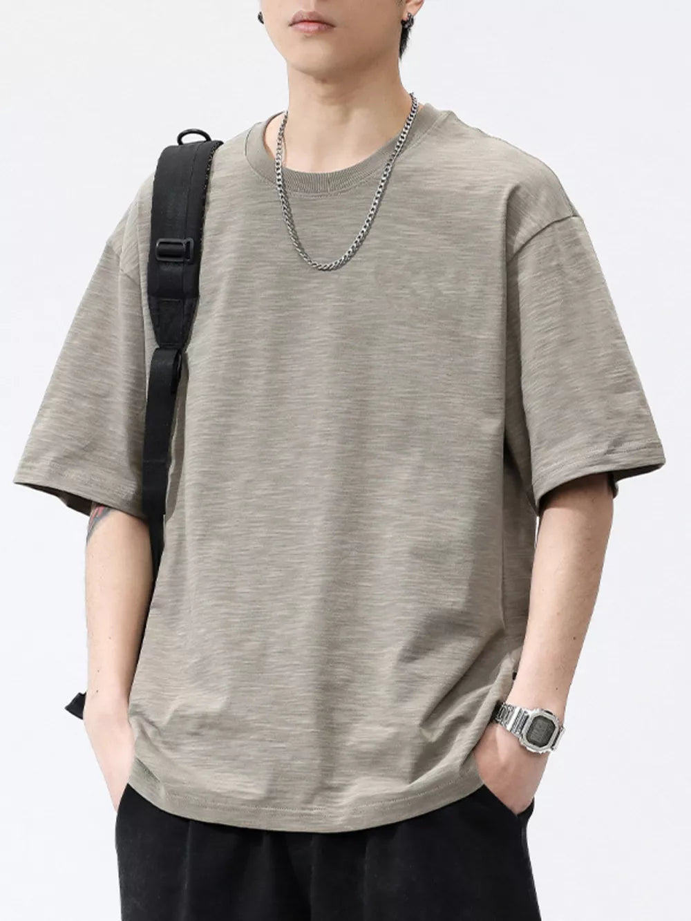 Men's relaxed fit cotton t-shirt in Sage, with crew neck and short sleeves.