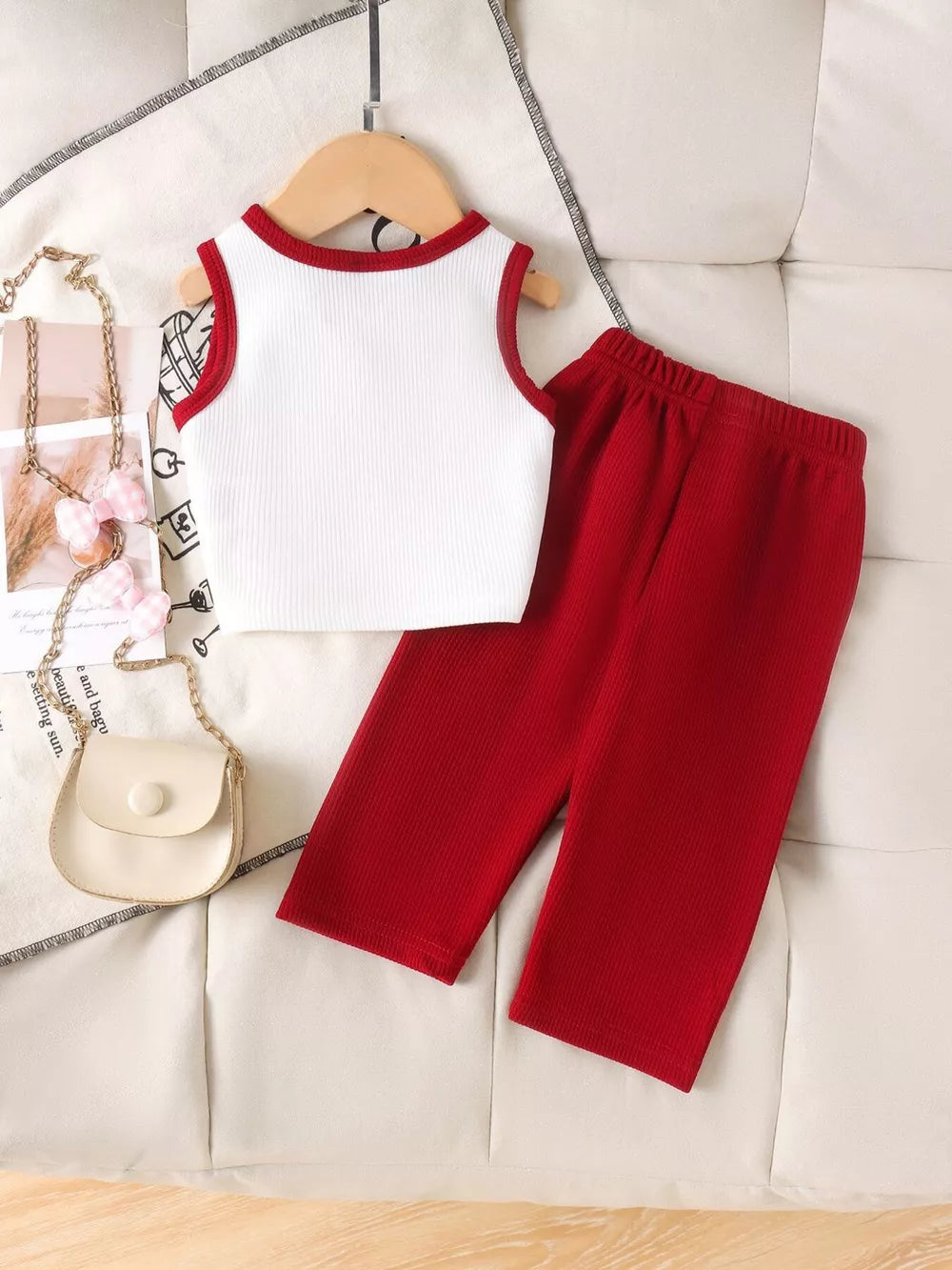 Children's Ribbed Bow Tank Top And Pants Set in 玫红色, back view