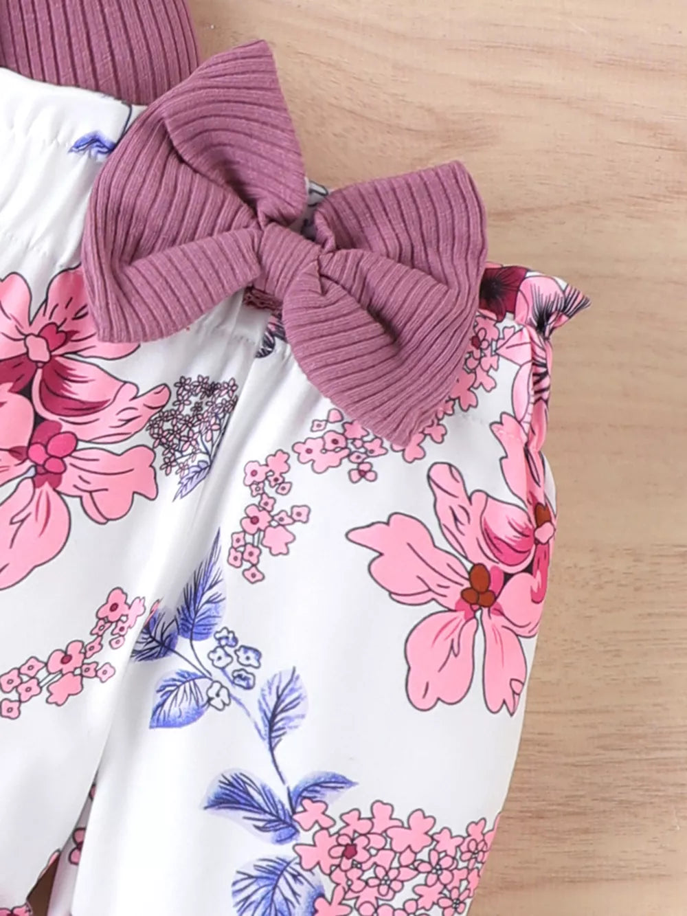 Children's Ribbed Bodysuit And Pants Set in Purple, close-up detail