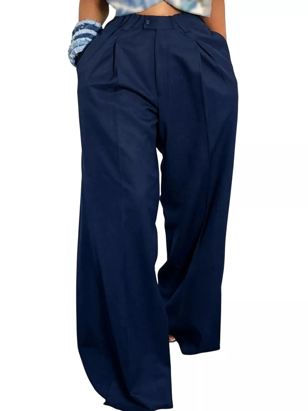 Wide Leg Pleated Pants in Khaki, fabric detail