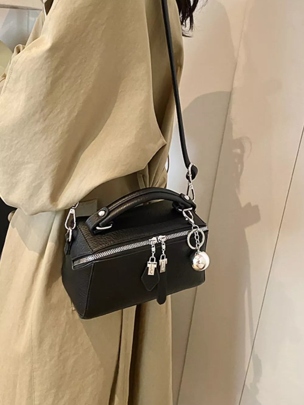 Textured Mini Pu Leather Handbag in Black, fabric detail