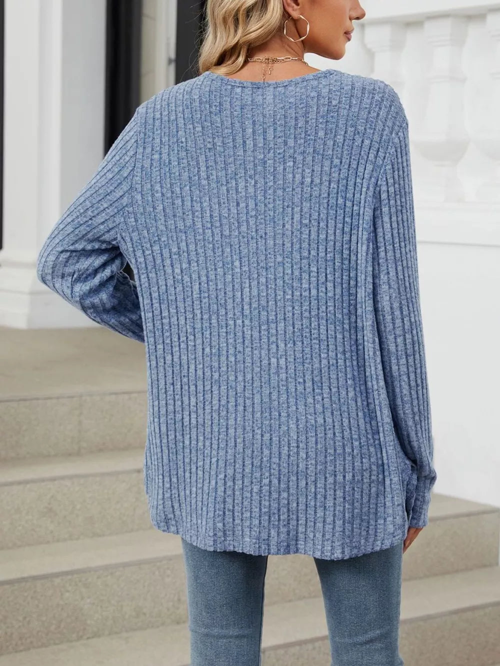 classic cardigan in Lilac with v-neck