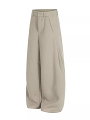 Men's relaxed fit apricot sweatpants with pockets and adjustable waist.