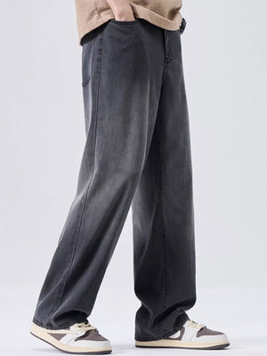 Relaxed vintage-washed men's sweatpants in soot grey with a loose fit.