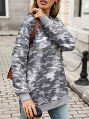 65% viscose, 30% polyester, 5% elastane Care instructions: Machine wash cold sweatshirt in dark gray with relaxed silhouette