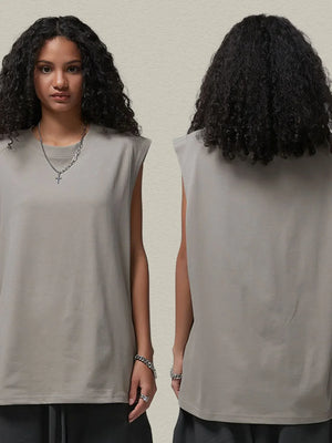 Sleeveless shoulder-seam tank top in gray, with a crew neck and relaxed fit.