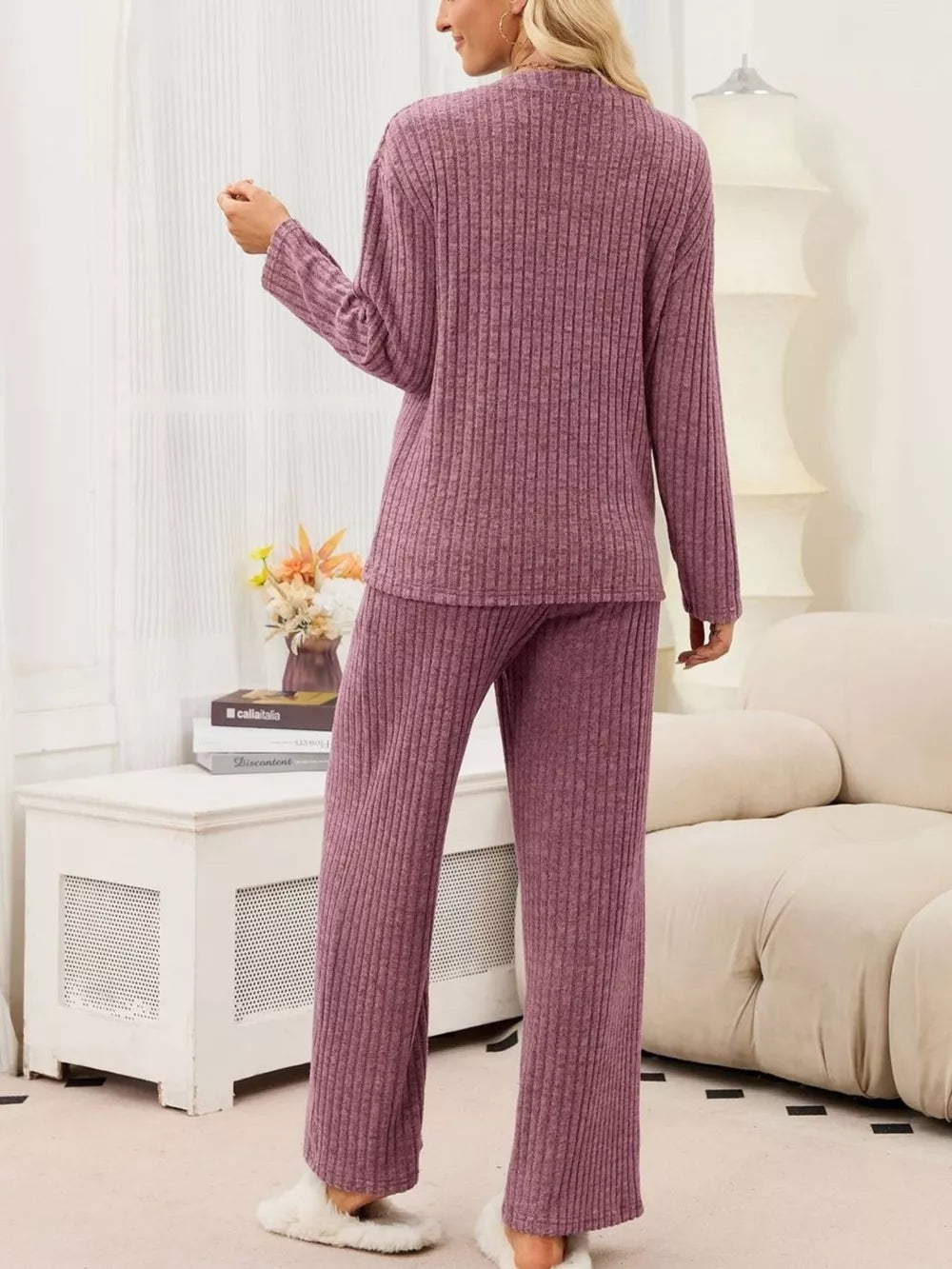 pajama set featuring ribbed in Mauve with 65% viscose, 30% polyester, 5% elastane Care instructions: Machine wash cold