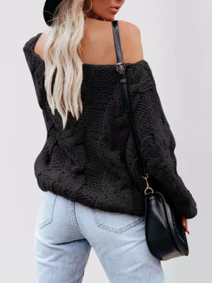 Khaki pullover sweater with pullover and cable knit