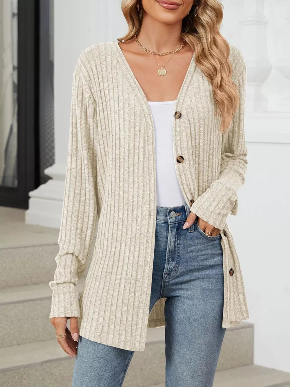 Lilac cardigan with thin and long sleeve