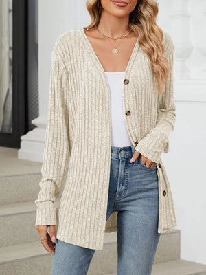 Lilac cardigan with thin and long sleeve