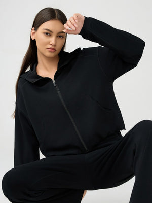 Black cropped active zip-up hoodie with raglan sleeves and pockets