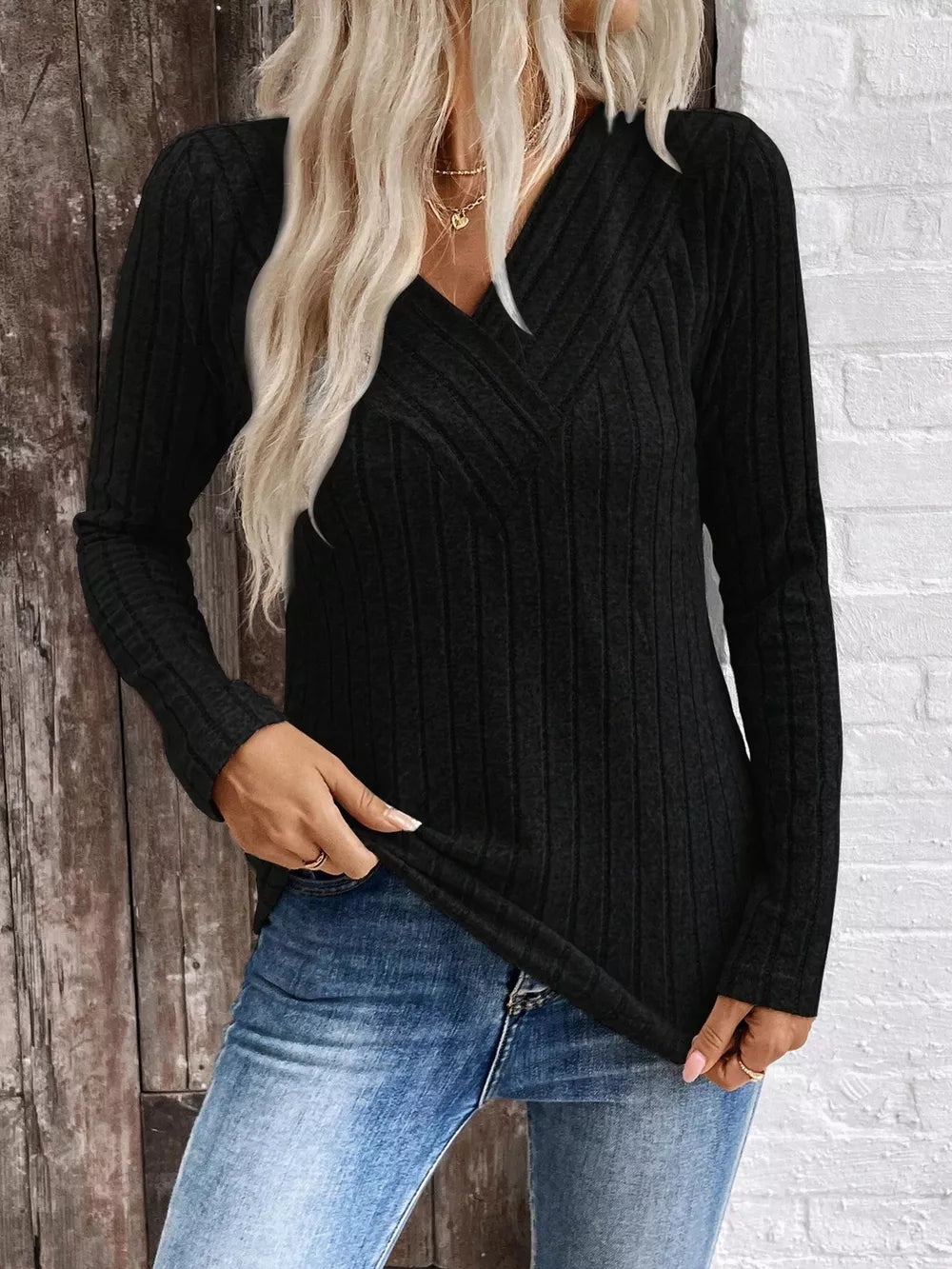 Ribbed V-neck Long Sleeve T-shirt in Grey, view 11