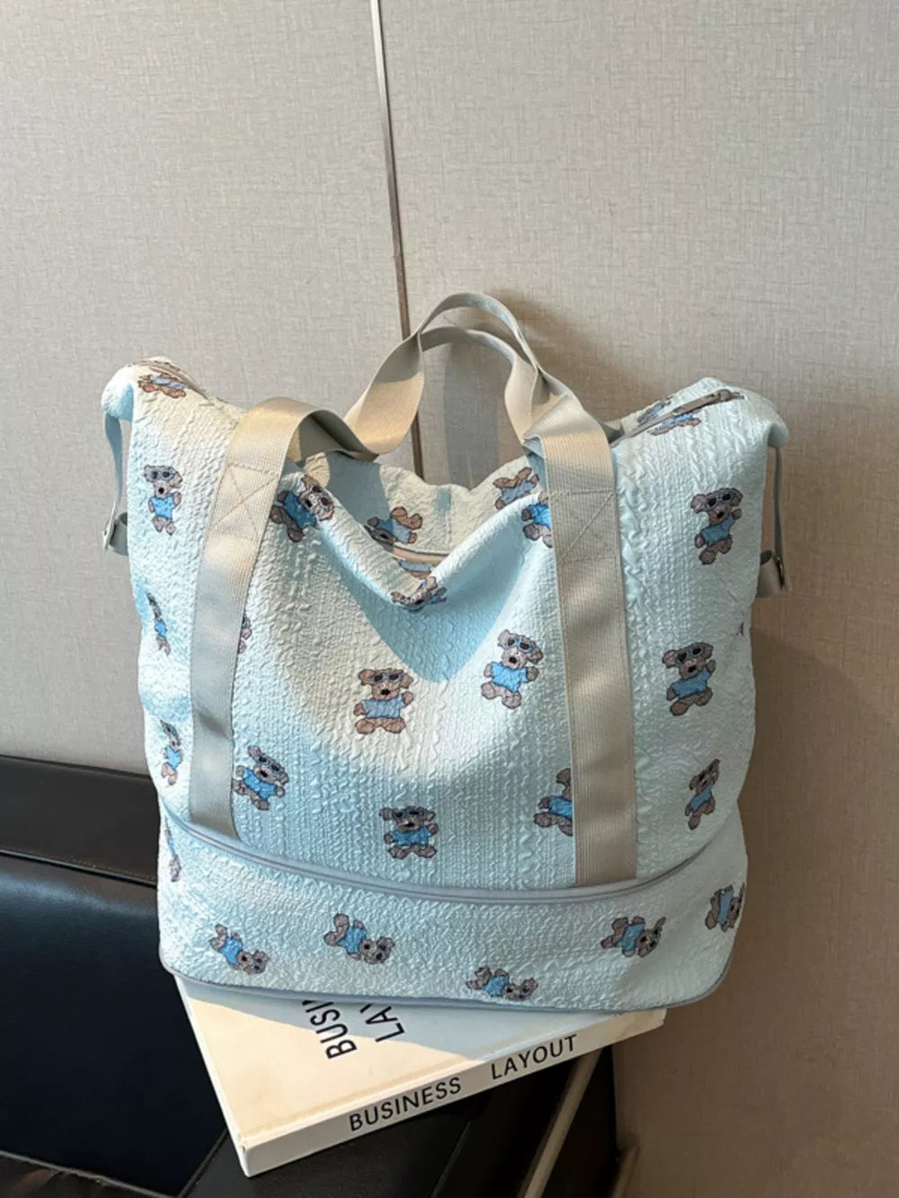 Charming Teddy Bear Print Travel Bag