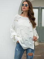 White scalloped knit sweater with boat neck and balloon sleeves