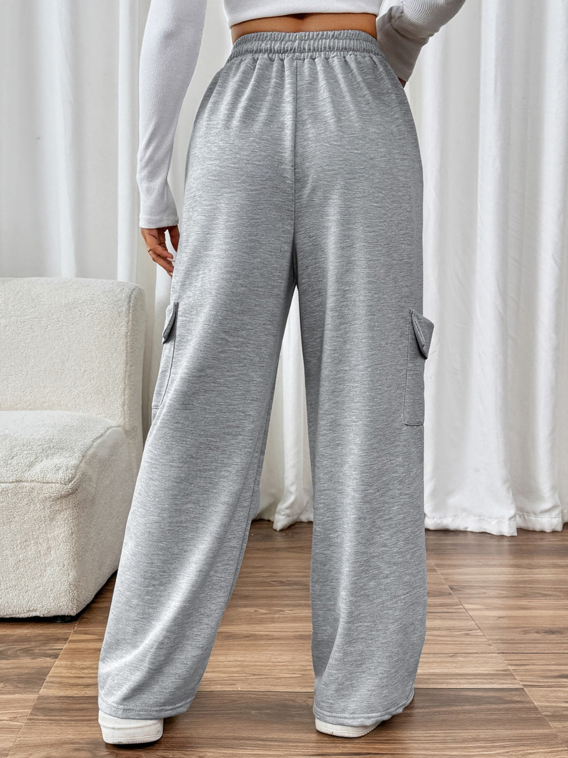 Gray cargo pocket wide leg sweatpants with elastic waist