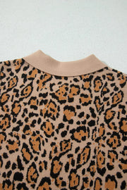 cardigan in black with buttoned and hip-length