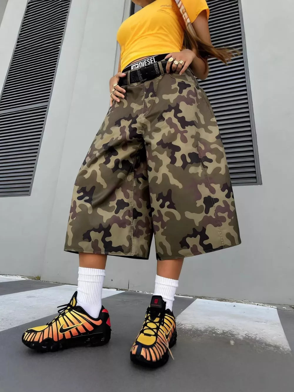 Camouflage Wide-leg Cropped Pants in Polish Camouflage, model styling view