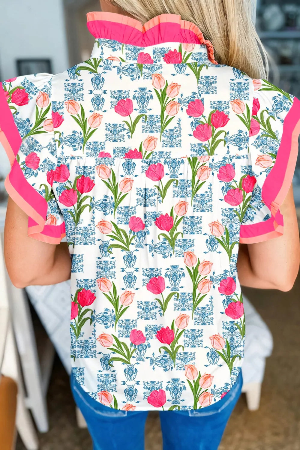 Tulip print cotton blouse with ruffled collar and flutter sleeves, pink trim