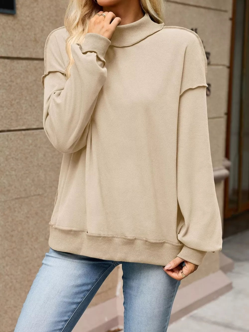 Orange-red sweatshirt with stretch and long sleeve
