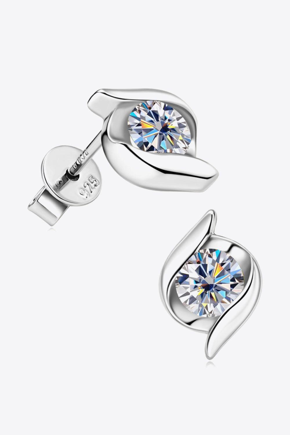 Sculpted solitaire stud earrings in 925 sterling silver with a clear gemstone.