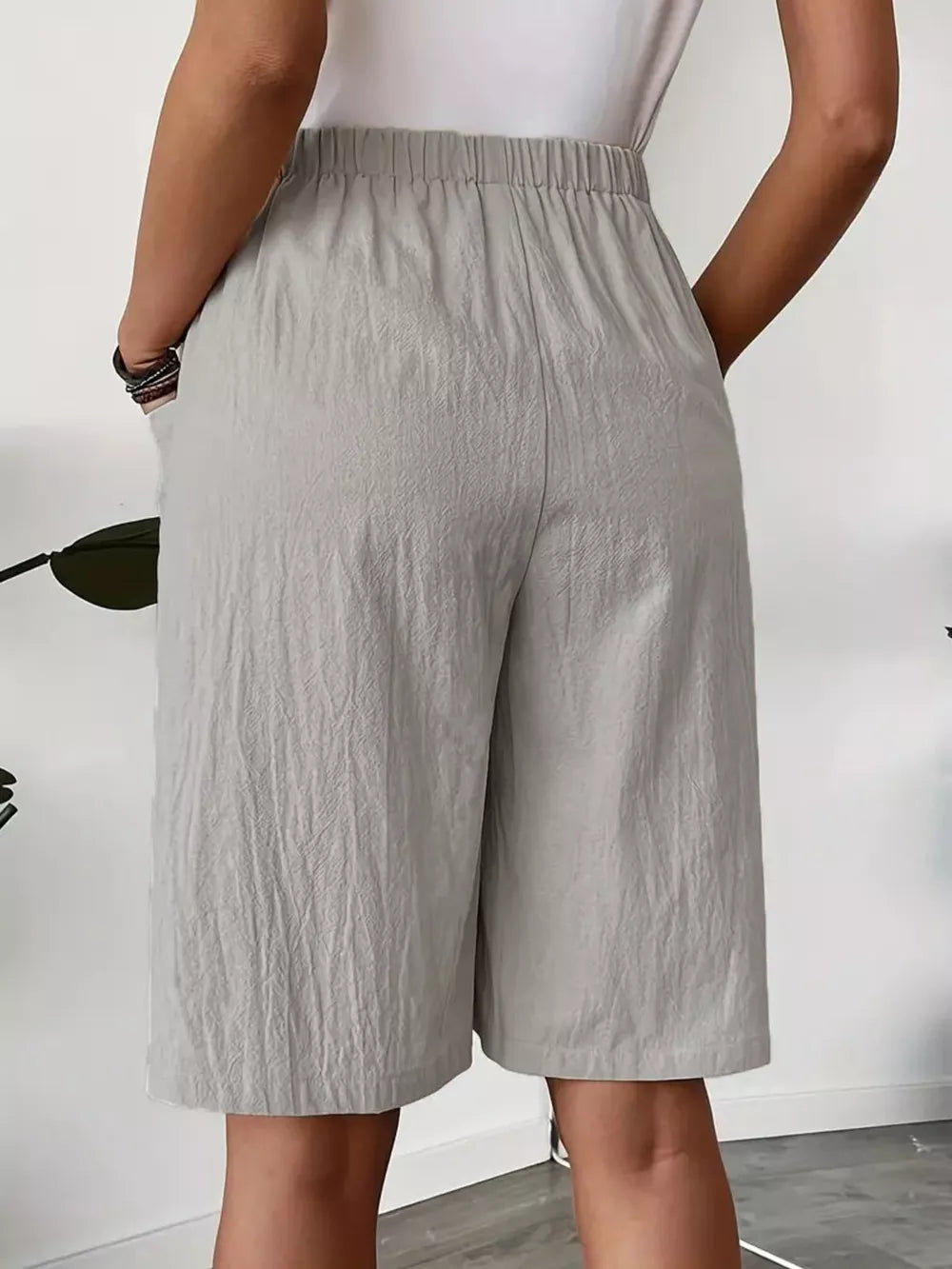 Elastic Waist Wrap Skort in Light Gray, close-up detail