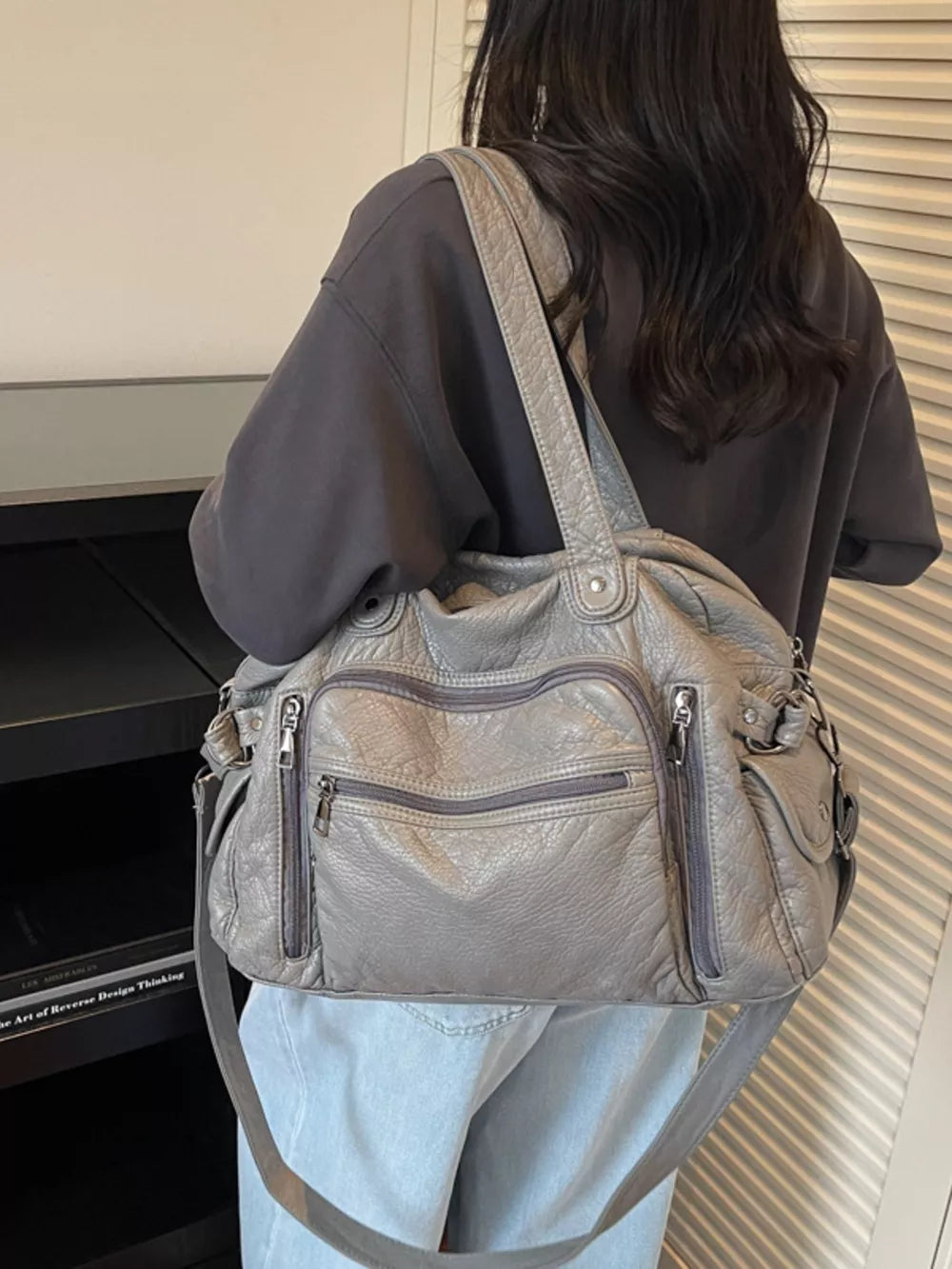 Textured Multi-pocket Pu Leather Shoulder Bag