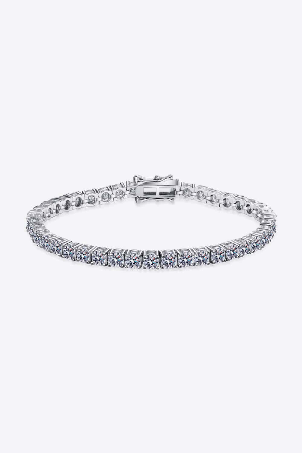 Silver diamond tennis bracelet with a clasp closure