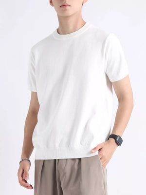 White knitted men's t-shirt with crew neck and short sleeves