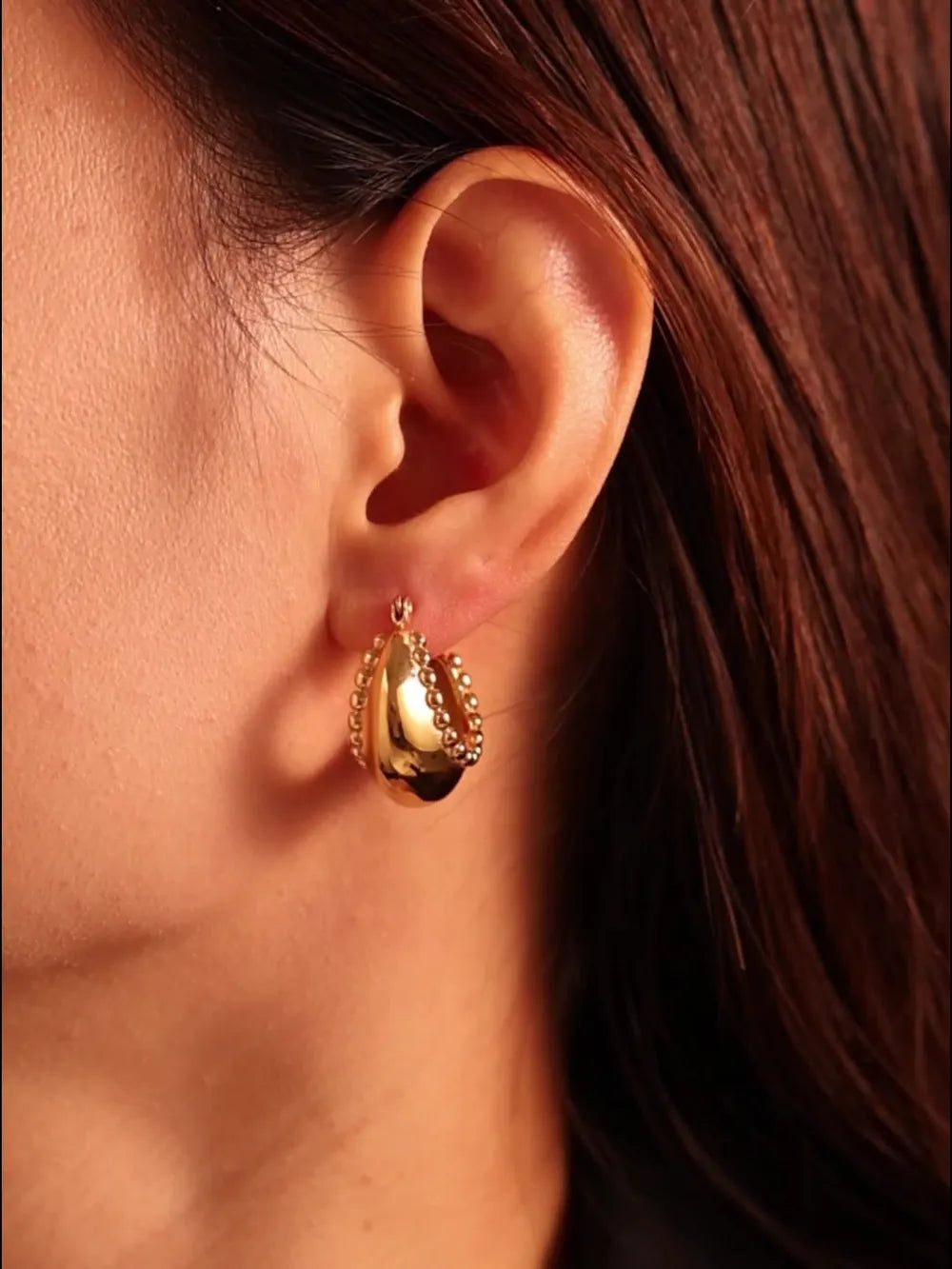 Gold-tone crescent earrings with beaded edges, 18K gold-plated