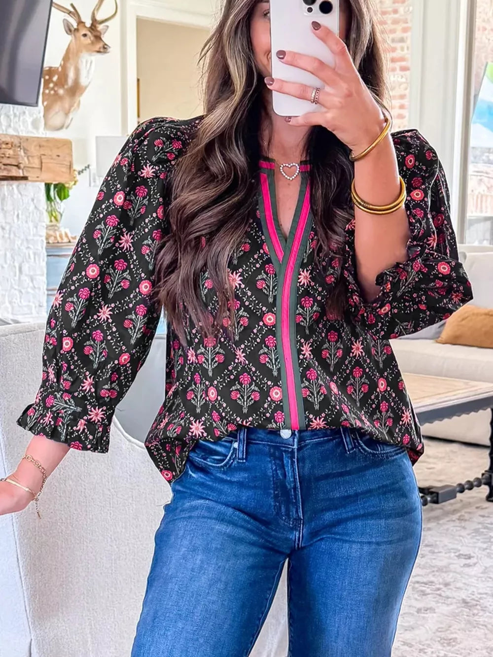Vintage floral print cotton blouse with bracelet sleeves and contrast trim.
