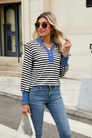 Striped long sleeve blouse with blue collar and cuffs, V-neck with buttons