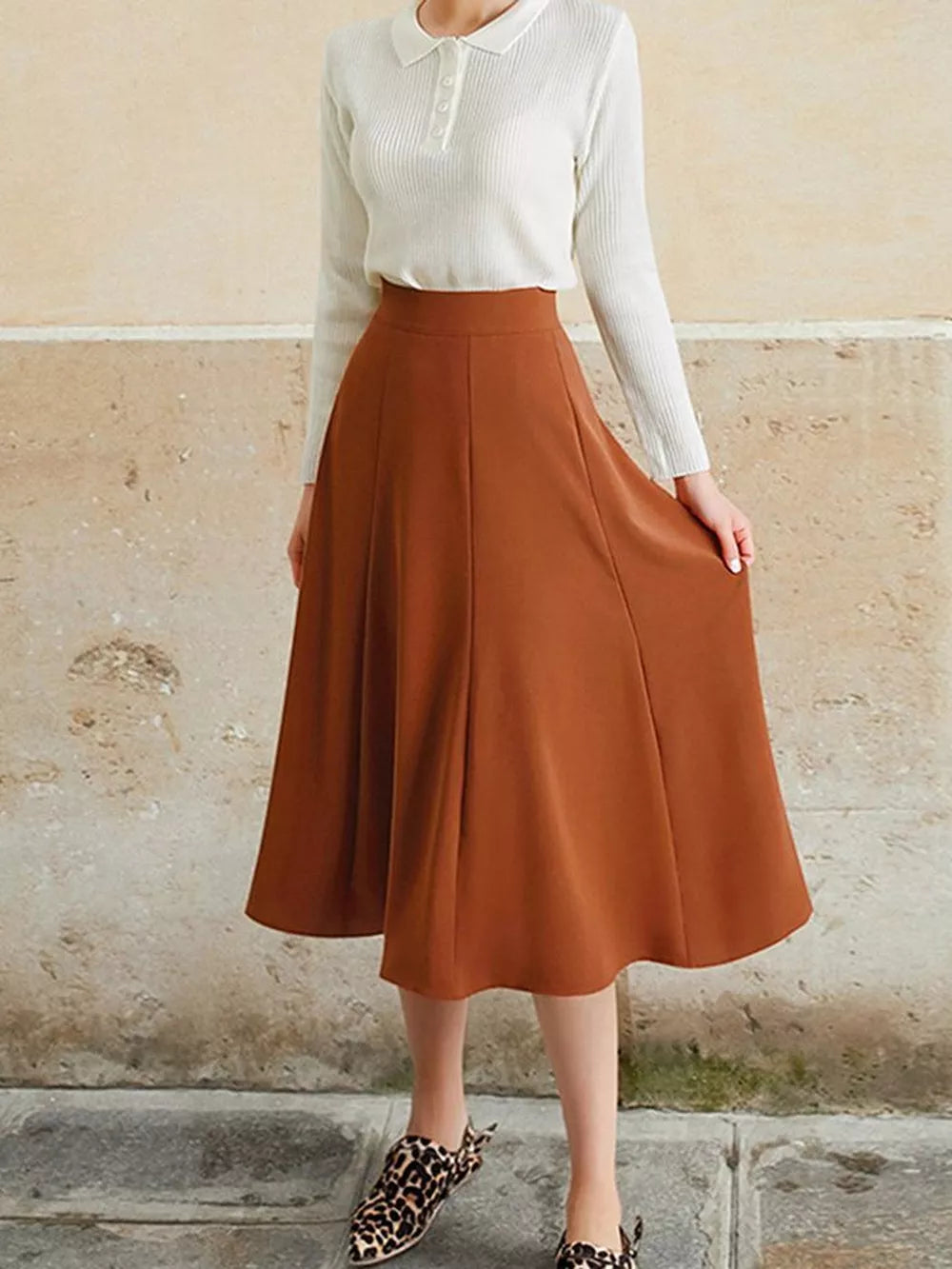 A-line Midi Skirt With Elastic Waistband, side view