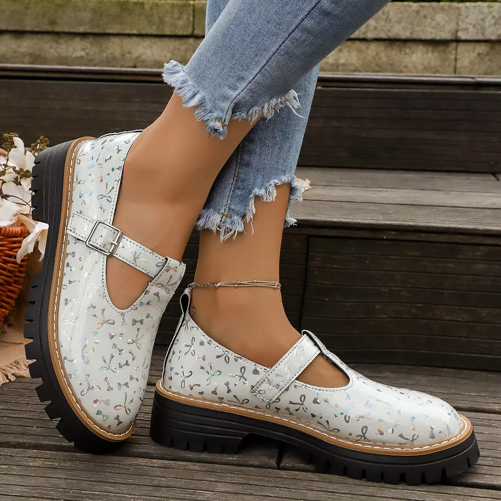 Round Toe Platform Loafers in White, fabric detail