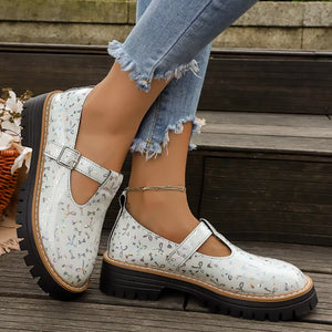 Round Toe Platform Loafers in White, fabric detail