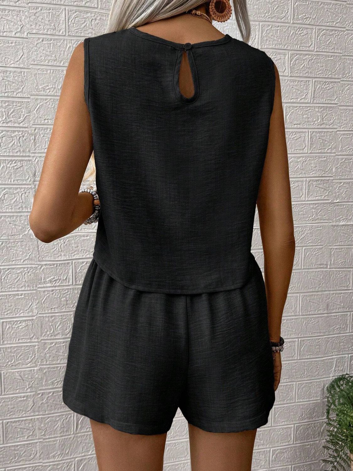 Black textured linen tank top and shorts set with keyhole back detail