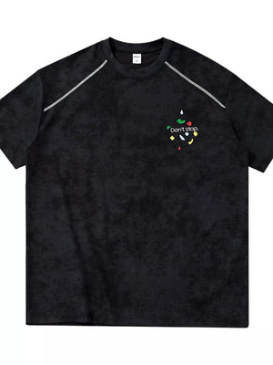 Men's Printed Round Neck T-shirt in Black, close-up detail