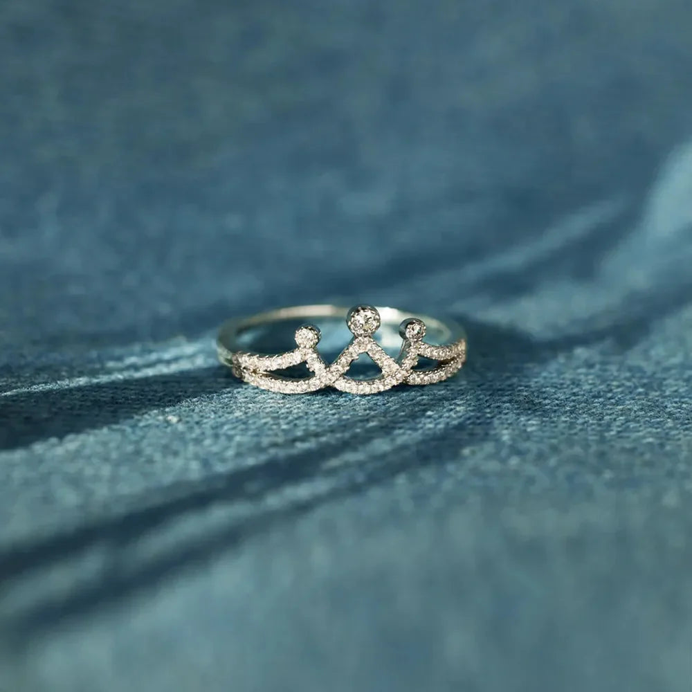 Silver pave crown ring with intricate detailing