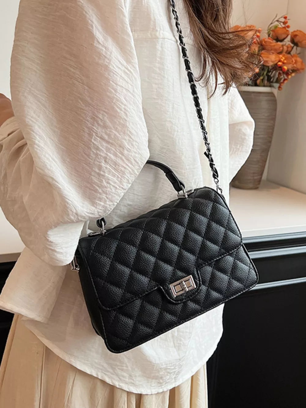 Quilted Chain Strap Crossbody Bag in Black, product detail