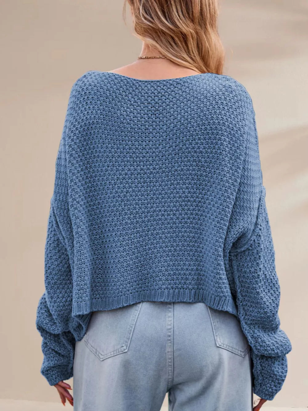 Black oversized pullover sweater with crew neck