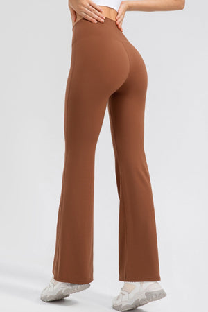Sculpted flare leggings in Caramel, featuring a high waist and comfortable performance fit.