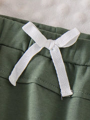 Children S Graphic Round Neck Tee And Shorts in Green, fabric detail