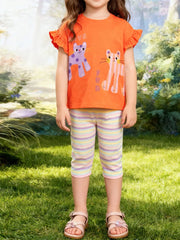 Playful cats graphic tee & capri set, cotton, casual.