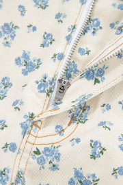 Grommet Knot Waist Floral Barrel Leg Jeans, editorial view