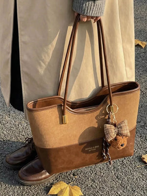 Pu Leather Shoulder Bag in Brown, fabric detail