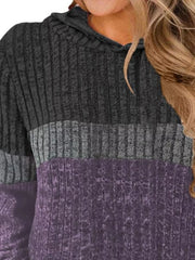 Chic color block ribbed knit hoodie in gray and purple.