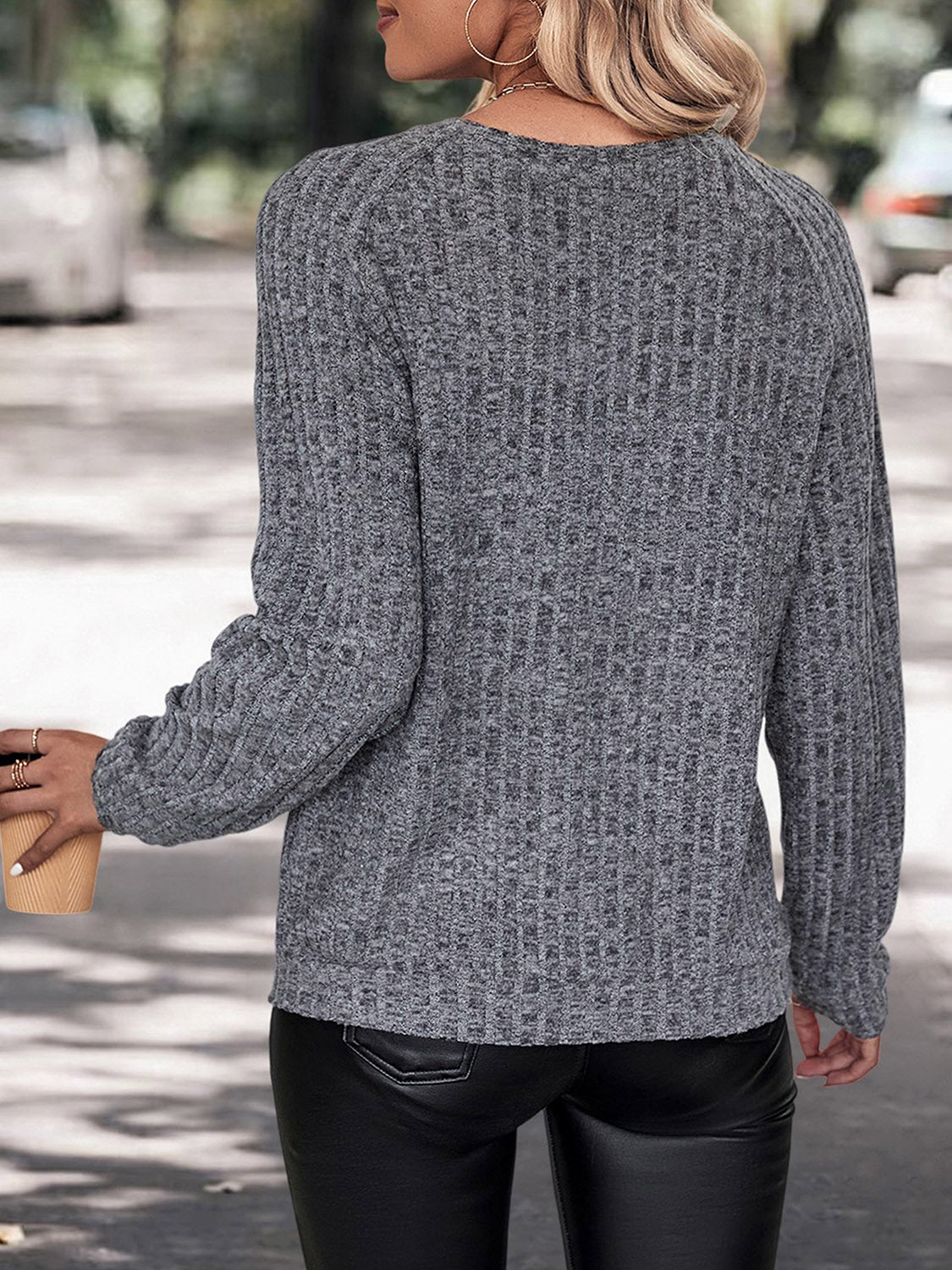 Textured ribbed crewneck sweater in grey with long sleeves, casual fit.