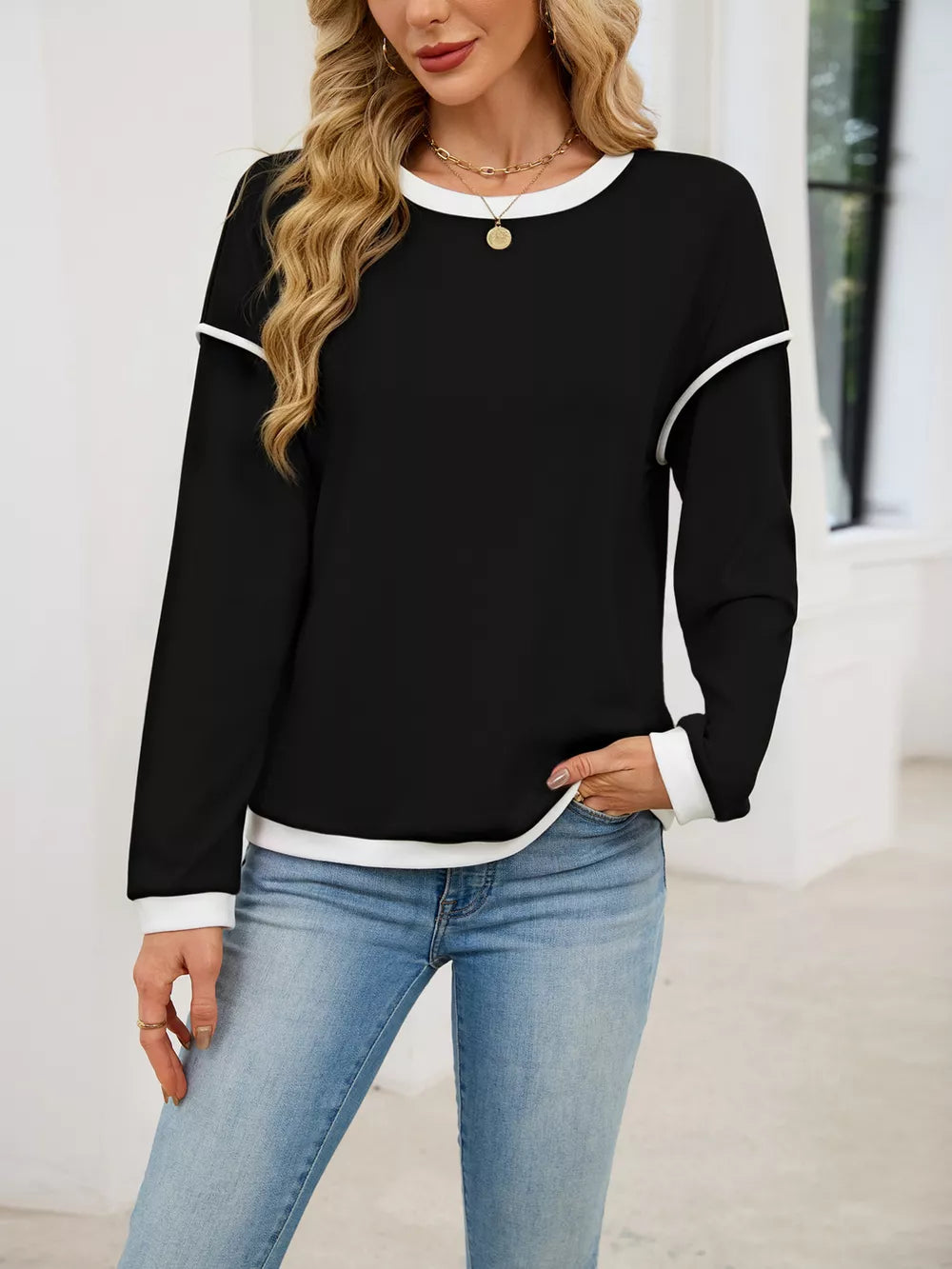 Contrast Trim Long Sleeve Sweatshirt in Black, side view