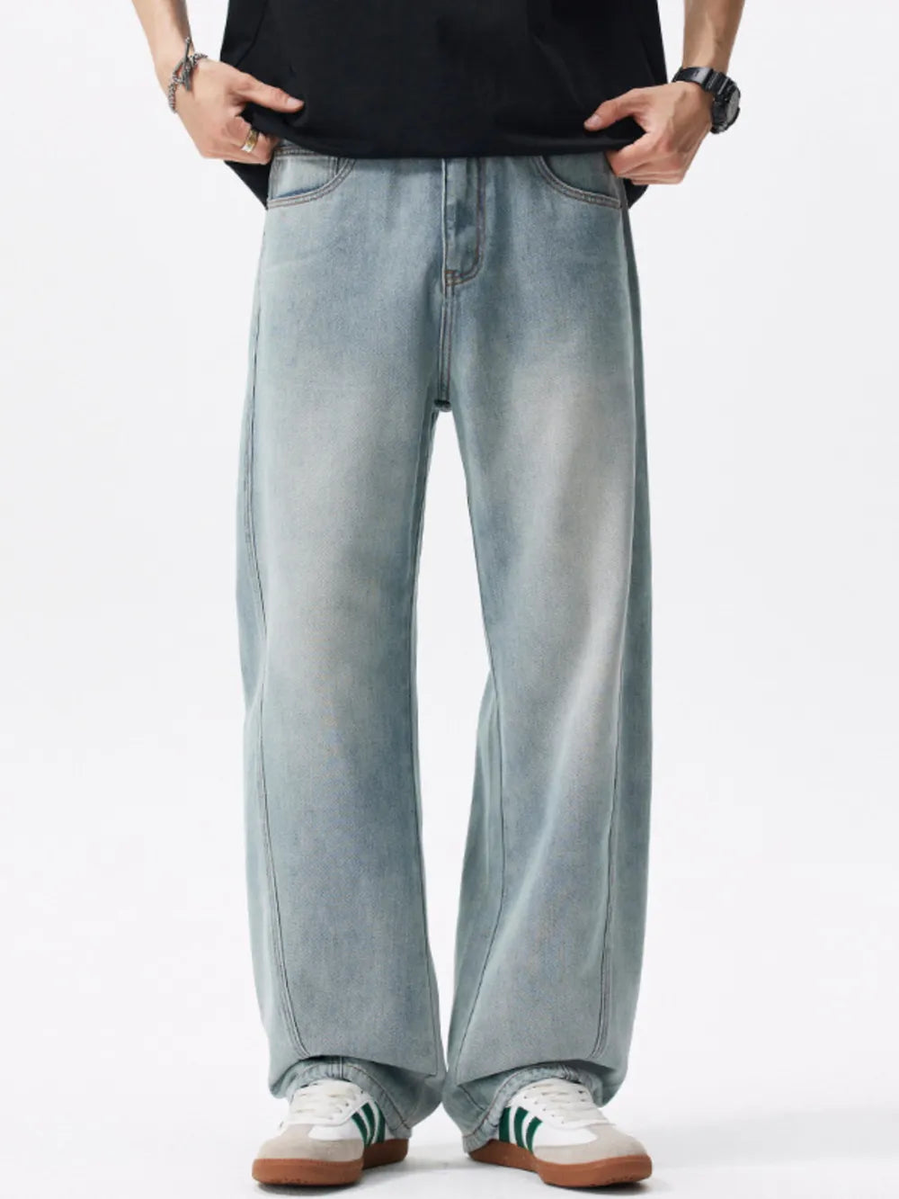 Men's Loose Fit Blue Jeans in Blue, front view